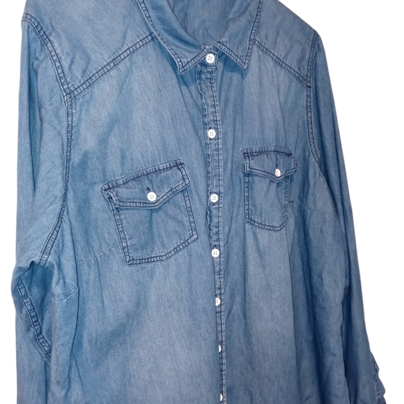 Torrid Button Down - Picture 3 of 7